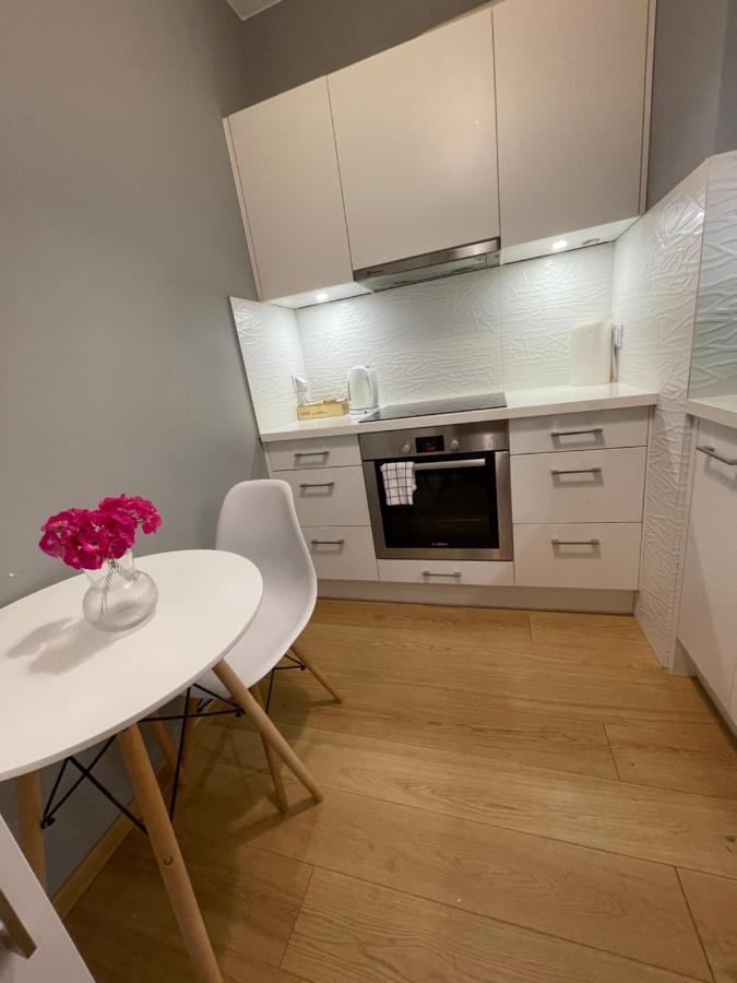 Apartamenty Warszawa Centrum Wlodarzewska 30 Buitenkant foto